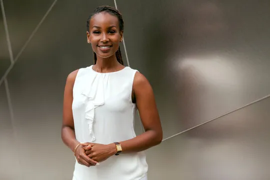 用户使用移动端查看赛况示意